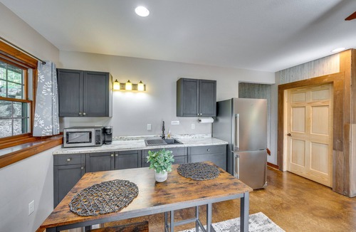 Belleville Apartment | First-Floor Belleville Apartment with Patio!