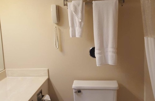 Hayward Hotel | Flat Creek Lodge