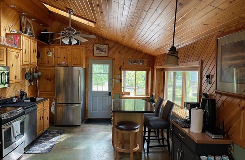 Hager City Cabin | Four Season Private Retreat