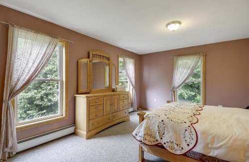 Waterbury Center House | Four Seasons Chalet