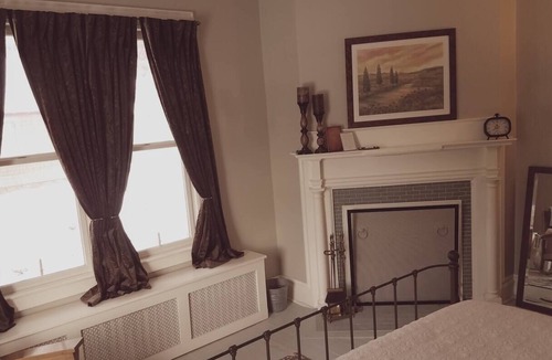 Saranac Lake Bed & Breakfast | Franklin Manor - King and Queen Adjoining Rooms