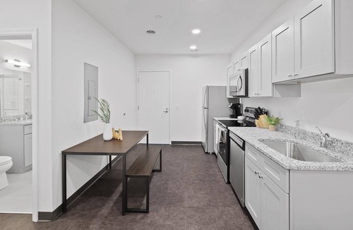 Cultural District Apartment | Frontdesk | Convenient 1 BR Downtown