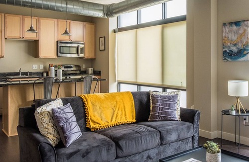 Downtown Minneapolis Apartment | FRONTDESK Minneapolis Grand Apts Downtown