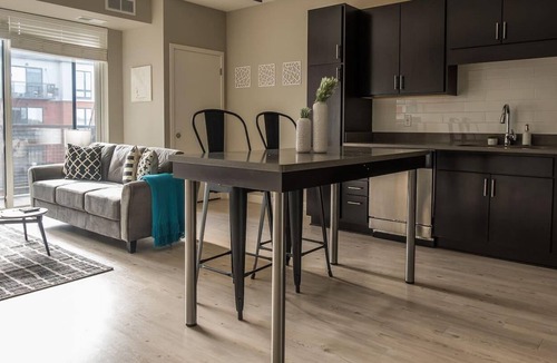 Nicollet Island Apartment | Frontdesk | Updated 1BR near the Mississippi River