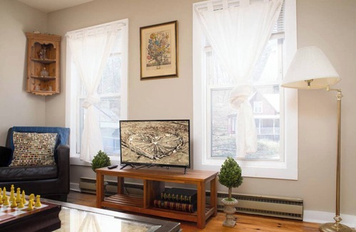 Brattleboro Apartment | Fully furnished 2 bdr apartment