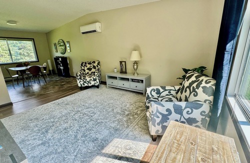 Minneapolis - St. Paul House | Furnished Prior Lake Duplex. Near Downtown, Mystic Lake Casino and the LAKE!