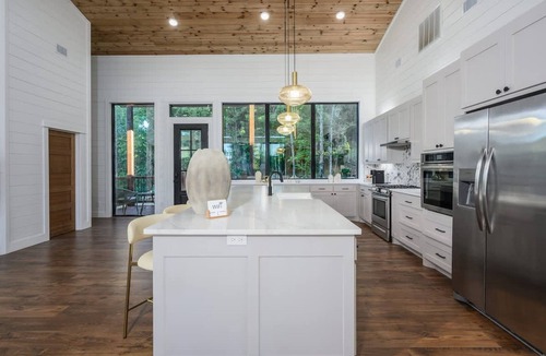 Broken Bow House | Game Night Retreat Poker Darts Billiards