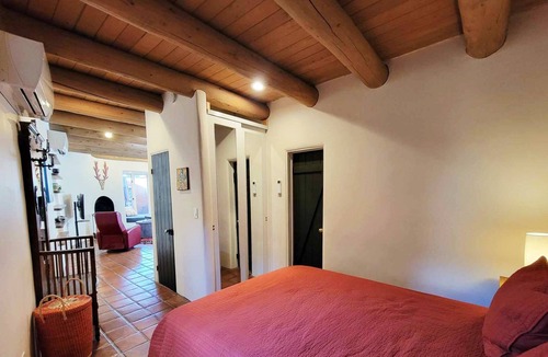 Historic Eastside House | Garcia Steet Casita in the Historic District!