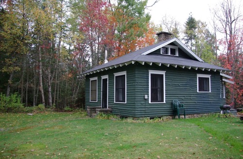Meacham Cabin | Gardeners Cottage Pet Friendly