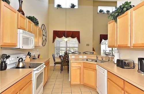Loughman House | Gated community. Oversized heatable pool & Spa, TV all rooms, 8' pool table