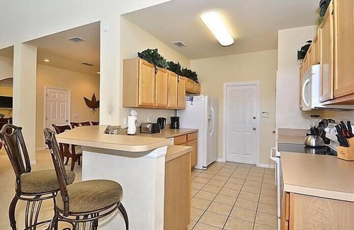 Loughman House | Gated community. Oversized heatable pool & Spa, TV all rooms, 8' pool table