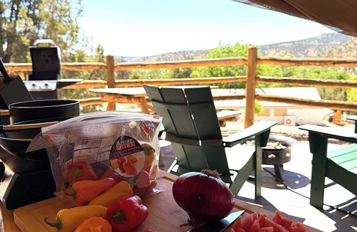 Orderville RV Rental | Glamping tent basecamp between Zion & Bryce w/AC
