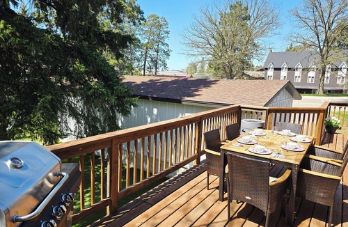 Pequot Lakes House | Golfers, e-bike enthusiasts, boutique lovers, girls/guys/family getaways