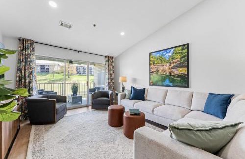 Table Rock House | Golfshores Delight