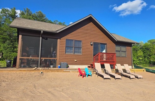 Brill Cabin | Gorgeous New 2BR Family Beach Retreat with Paddle Boat