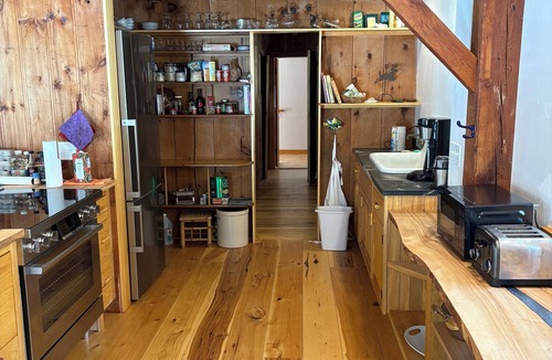 Ashfield Other | Gorgeous Timber Frame Home in Ashfield - 4 bedrooms, 3 bathrooms and Sauna