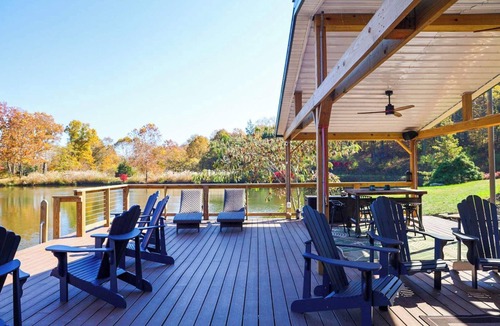 Rising Sun House | Grace Woods - Private Lake - Dock -Large Groups - 3 Entire Homes-Lake House