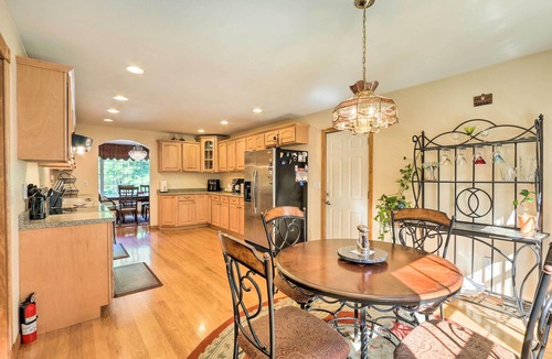 Granby House | Granby Home w/Deck < 1/2 Mi to Aldrich Lake!