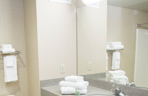 Hinckley Hotel | Grand Hinckley Inn