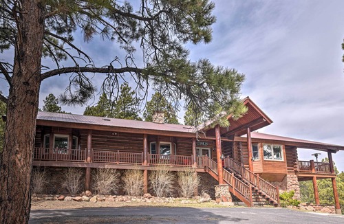 Eagle Nest Cottage | Grand Mountain Retreat in Angel Fire w/Game Room!