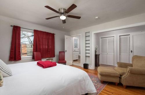 Fort Worth House | Grand Performance Home 3 min to Downtown, Stockyard, AT&T