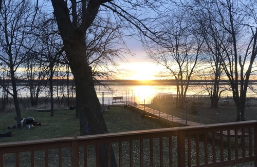 Siren Cabin | Great fishing and boating at a 3 bedroom cabin on Clam Lake in Siren Wi.