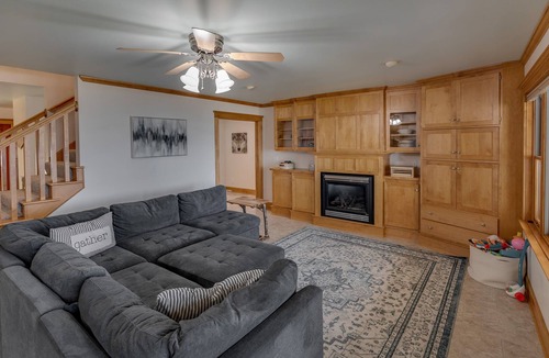 Onamia House | Great Swimming Beach, Amazing 3 Season Porch, Water Toys, Very Nice Home