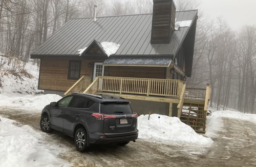 Stratton and Bromley Ski Areas House | Green Mountain National Forest Ski Chalet