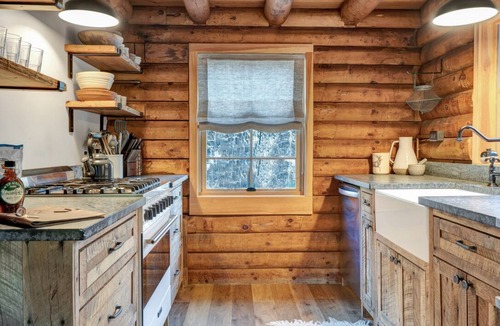 Woodstock Cabin | Greydon Cabin ~ Rustic Luxury in Woodstock VT