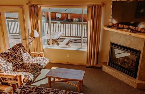 Puposky Villa | Group Lodging in Minnesota's Northwoods - Perfect for Reunions