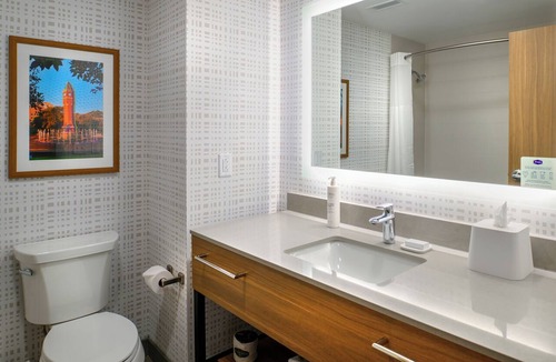 Airport Township Hotel | Hampton Inn By Hilton St Louis Airport