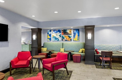 Otterbien Home Hotel | Hampton Inn Middletown