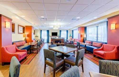 Rochester Hotel | Hampton Inn Rochester