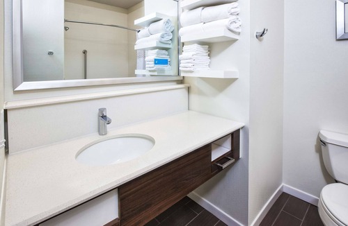 White Rock Hotel | Hampton Inn & Suites Los Alamos White Rock
