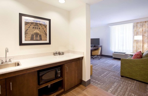 Downtown West Hotel | Hampton Inn & Suites Minneapolis/Downtown
