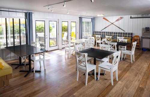 Manitowoc Hotel | Harbor Town Inn, BW Signature Collection