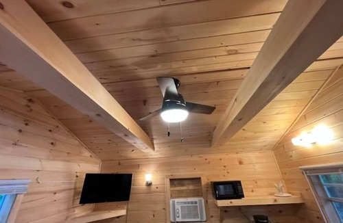 Town of Diana Cabin | Harrisville Love Shack