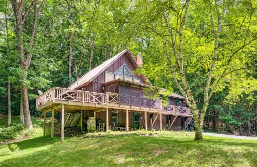Woodsville House | Haverhill Mtn Retreat Hike, Ski, Relax in Hot Tub