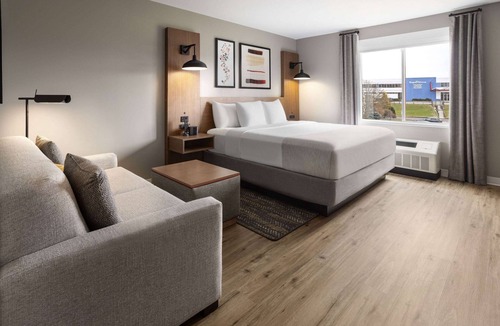 Williston North Hotel | Hawthorn Extended Stay by Wyndham Williston/Burlington