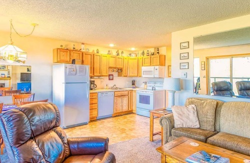 Moclips Condo | Hi-Tide Resort, Fireplace, Dogs OK, Unit 10