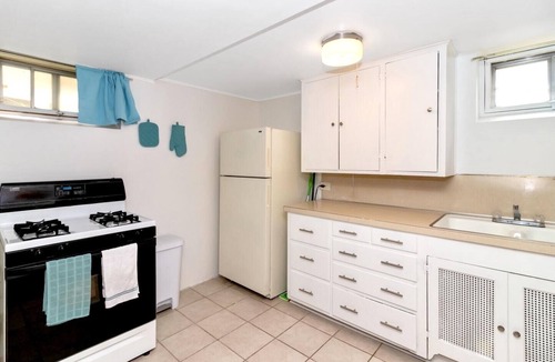 South St. Paul Apartment | Hidden Gem- Spacious Studio Near Airport
