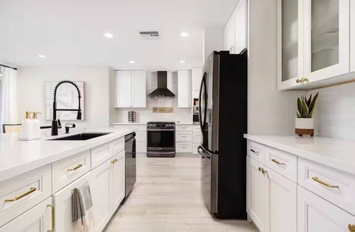 Paradise Valley House | High-Style - Camelback Views - Heated Pool - 3 King beds +