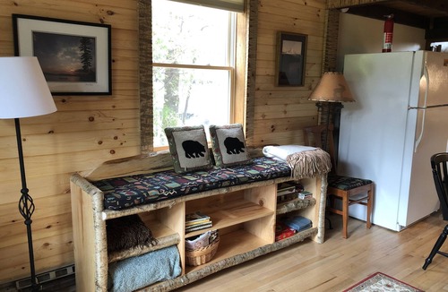 Hillcrest Cottage | Highland Cottage Super Cute-Close to Everything in Lake Placid