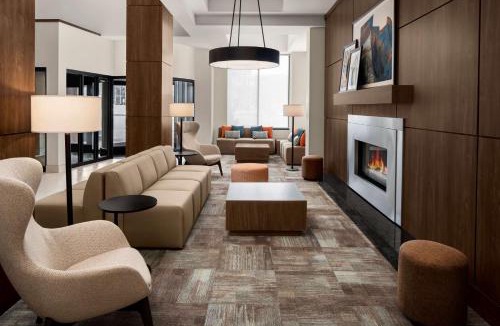 Downtown Minneapolis Hotel | Hilton Garden Inn Minneapolis Downtown