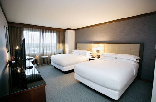 West Bloomington Hotel | Hilton Minneapolis/Bloomington