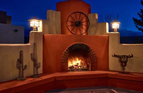 Taos Hotel | Hilton Tapestry Collection, Hotel Don Fernando De Taos