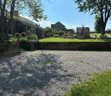 Boonsboro House | Historic Cottage Retreat-IG Cowboy Pool-Hot Tub
