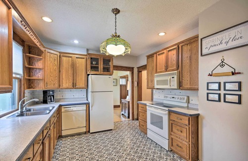 Cumberland House | Historic Cumberland Home on Beaver Dam Lake!