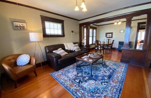 Astoria Apartment | Historic Downtown Flat, # 2