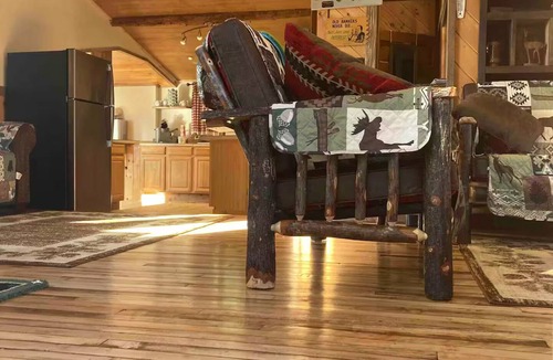 Port Kent Cottage | Historic Edgehill Cottage